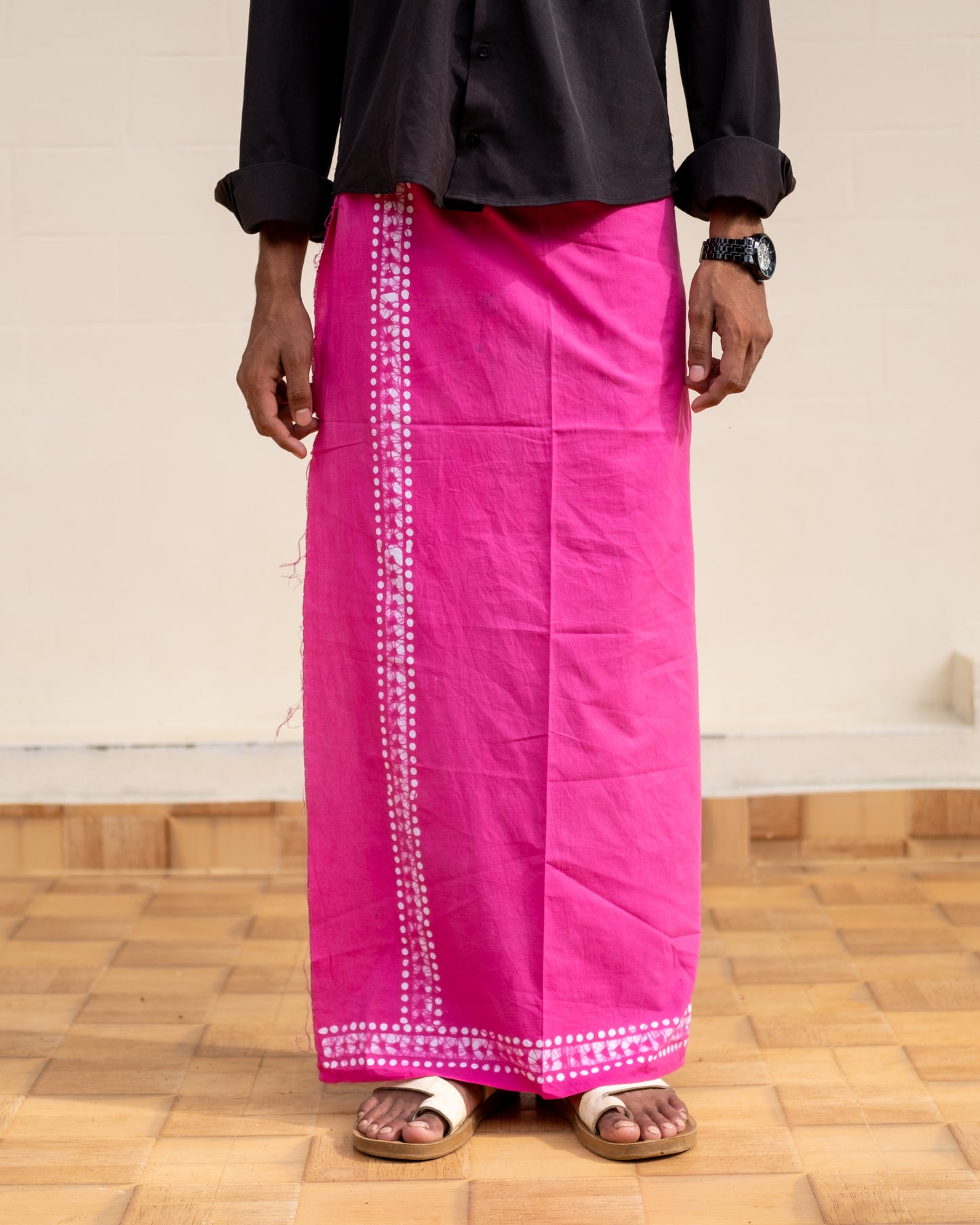 Batik Hand Printed Lungi Classy Border (Pink)