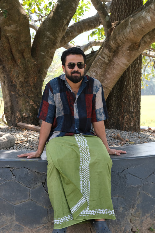 Colored Dhothis uduthuni