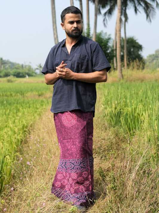 Batik Handprinted Pure Cotton Lungi / Stitching Material (Vaadamally)