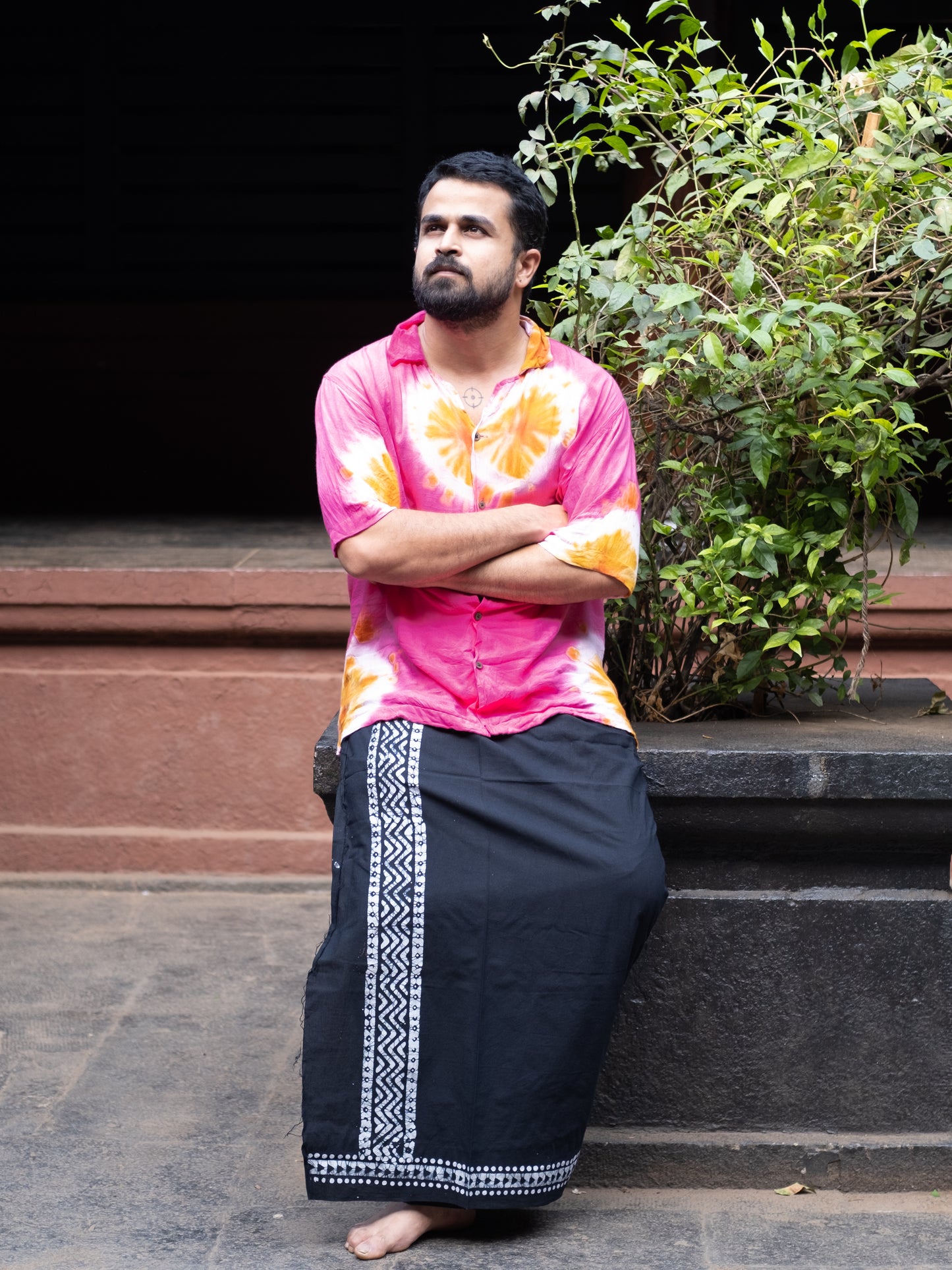 Batik Hand Printed Bombay Lungi (Black)