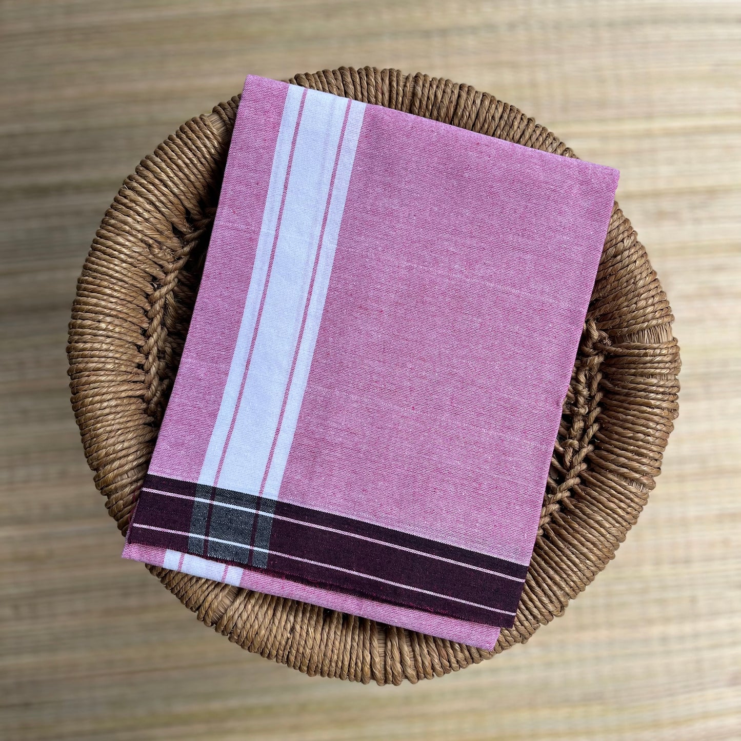 Strip Border Colour Mundu / வேஷ்டி (Pink & White)