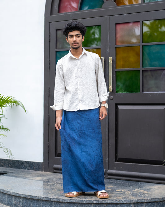 Batik Hand Printed Lungi (Cracked Navy Blue)