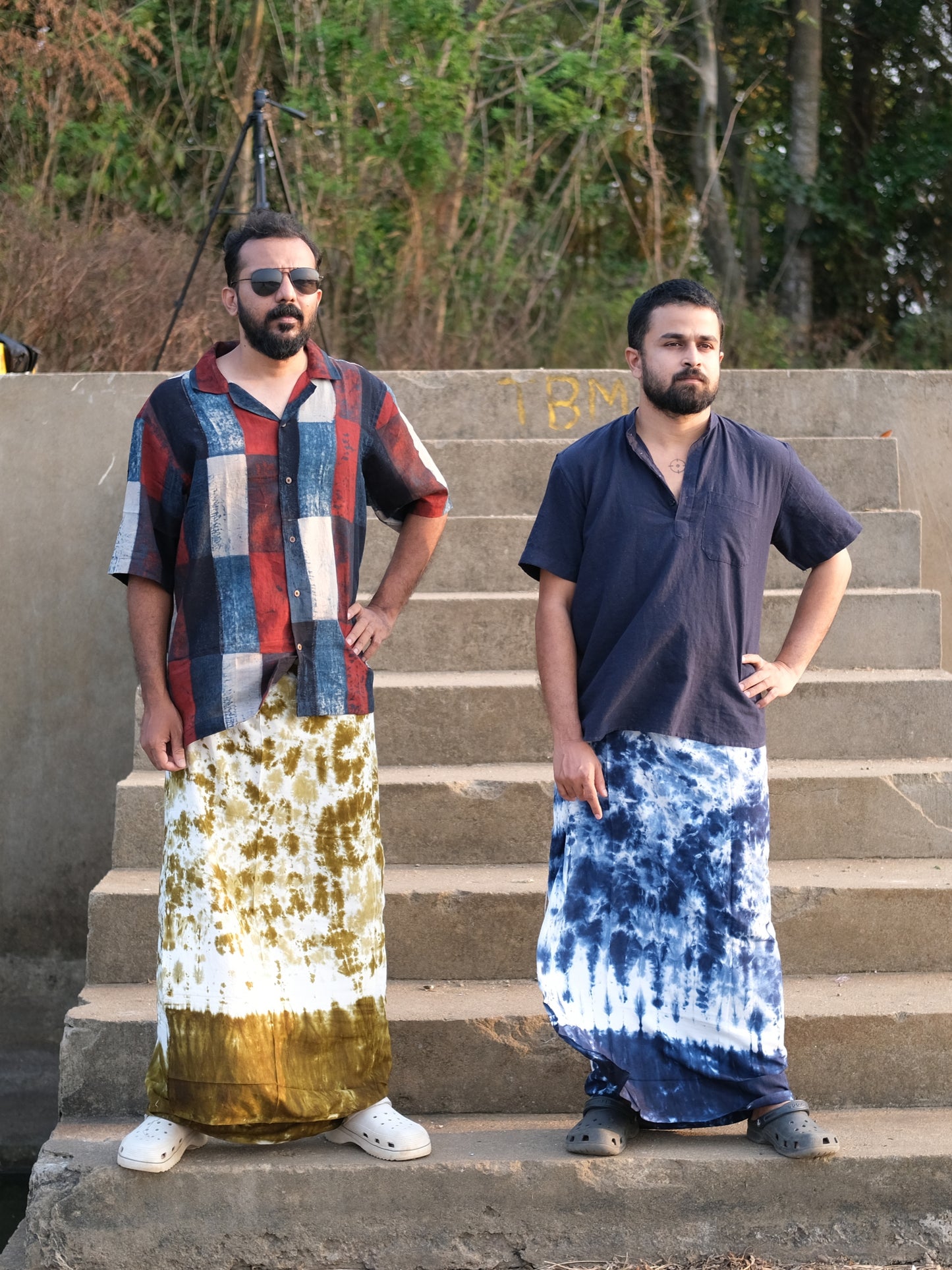 Tie Dye Lungi (Yellow, Dark Green & White)