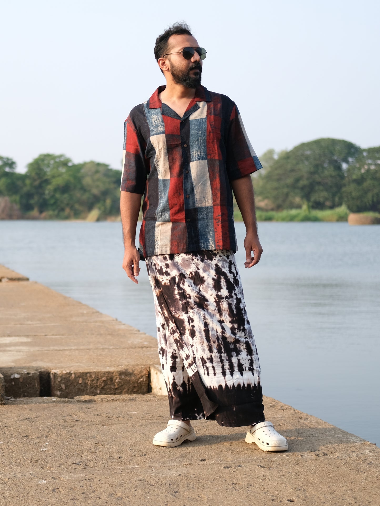 Tie Dye Lungi (black, Grey & White)