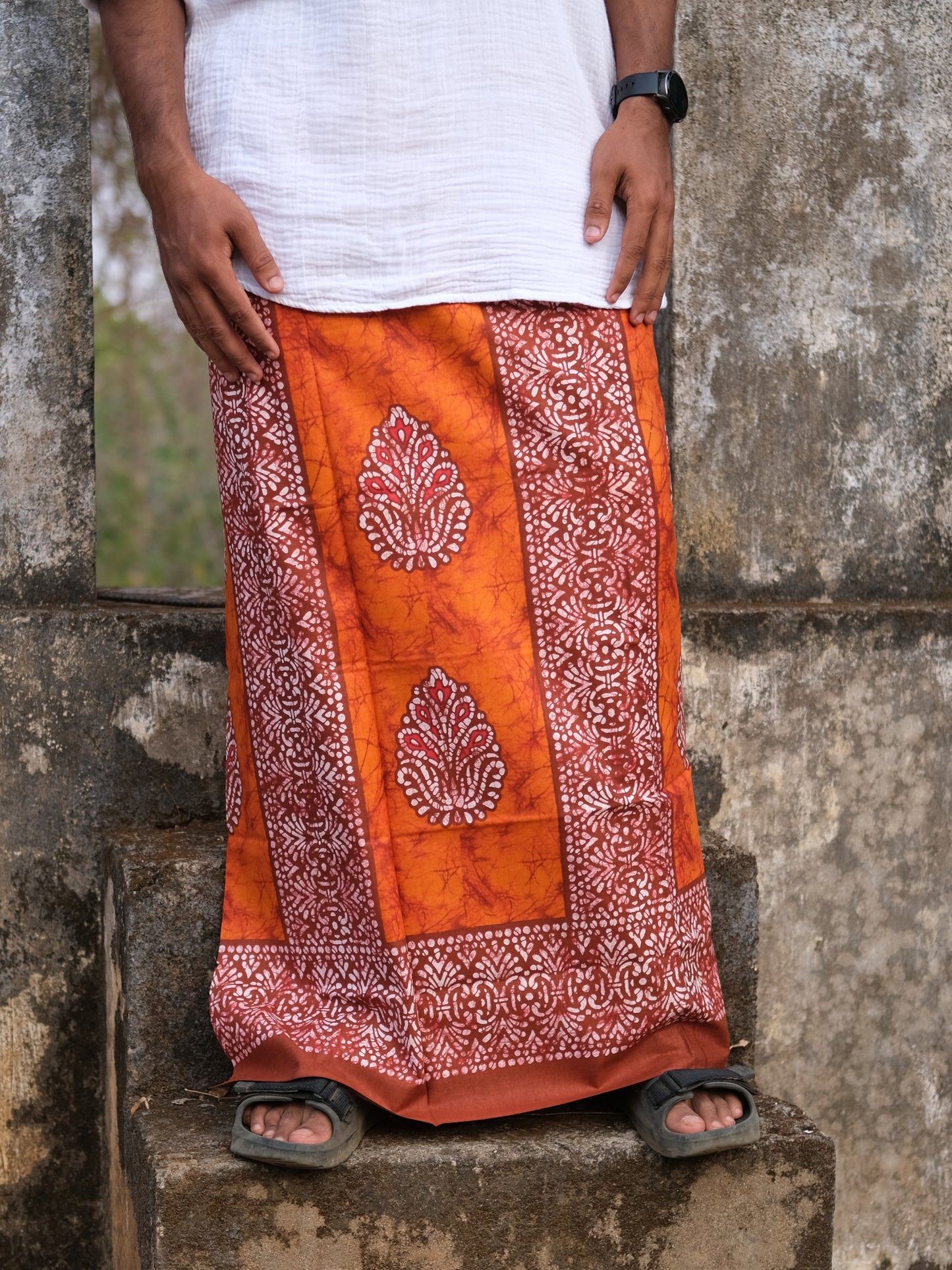Kolkata Printed Lungi Orange Pillers