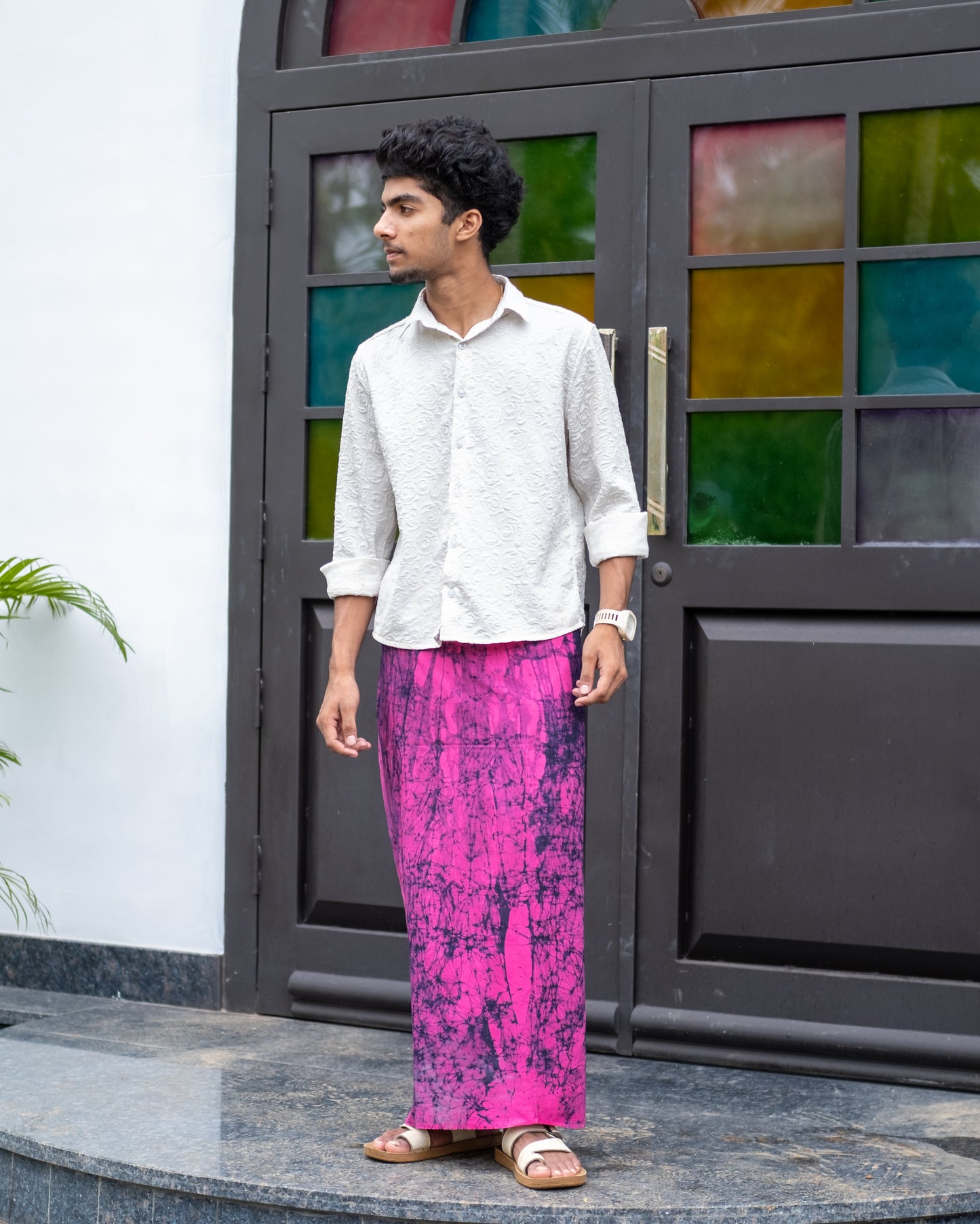 Batik Hand Printed Lungi (Cracked Purple Pink)