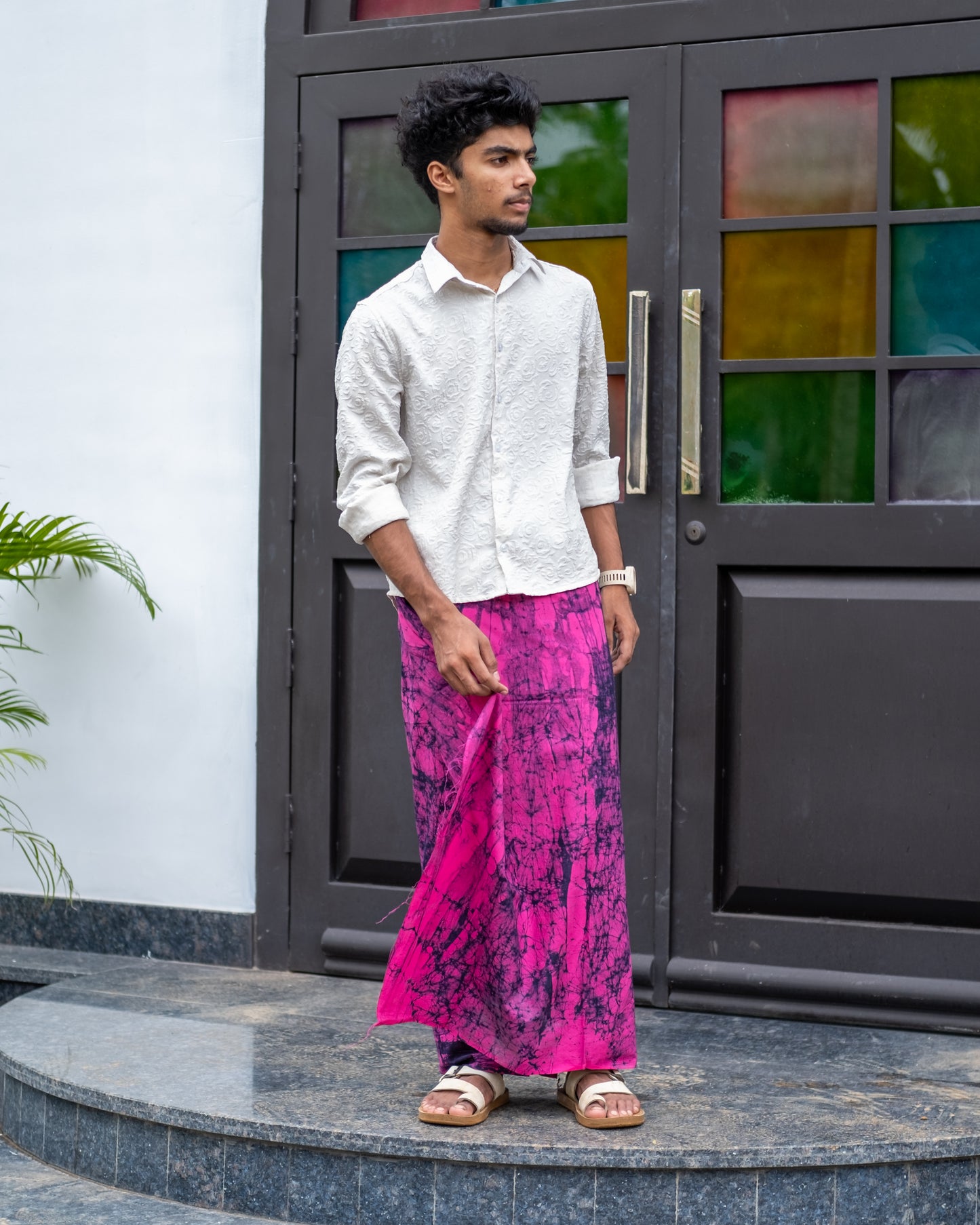 Batik Hand Printed Lungi (Cracked Purple Pink)