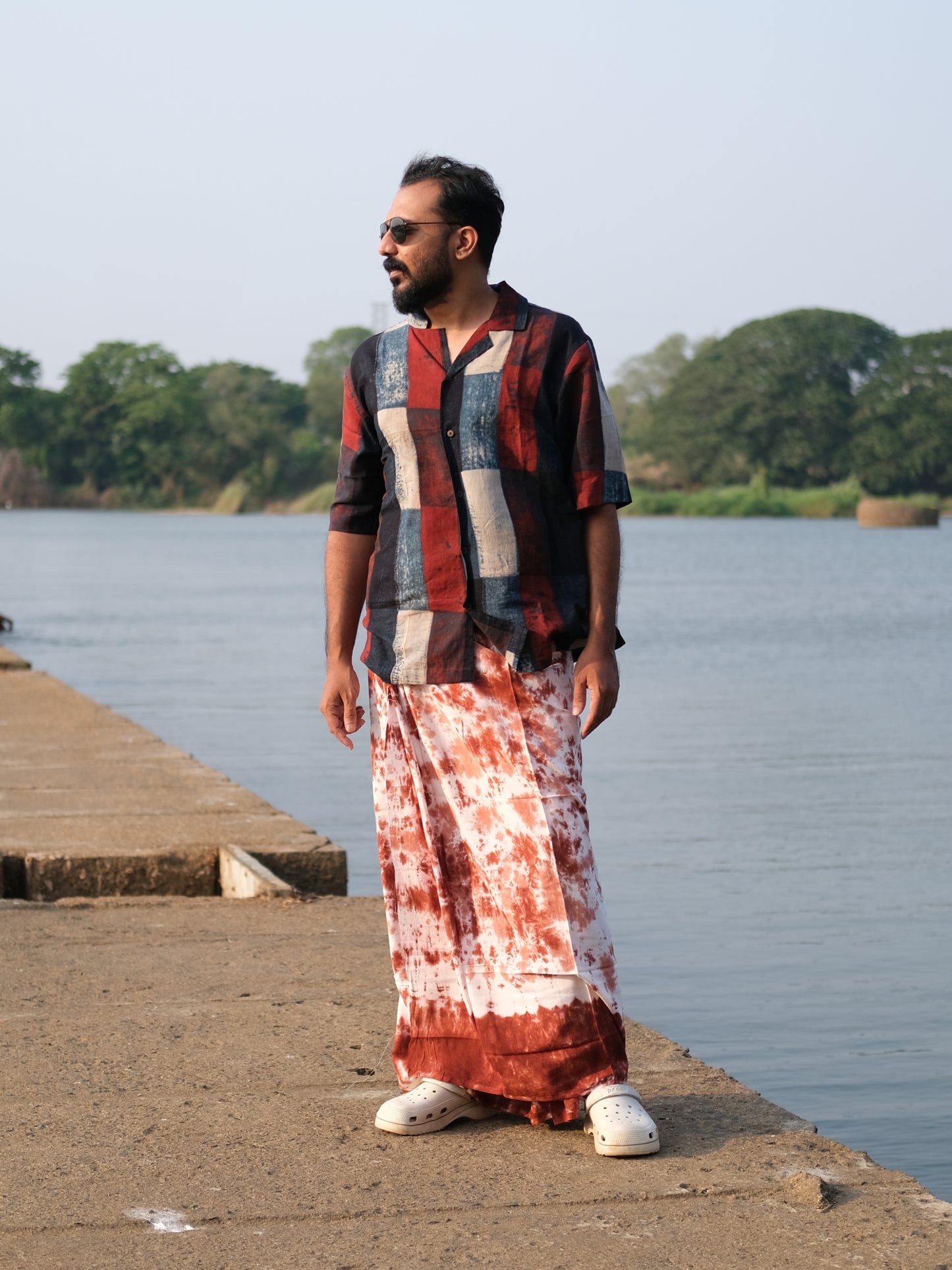 Tie Dye Lungi (Maroon, Orange & White)