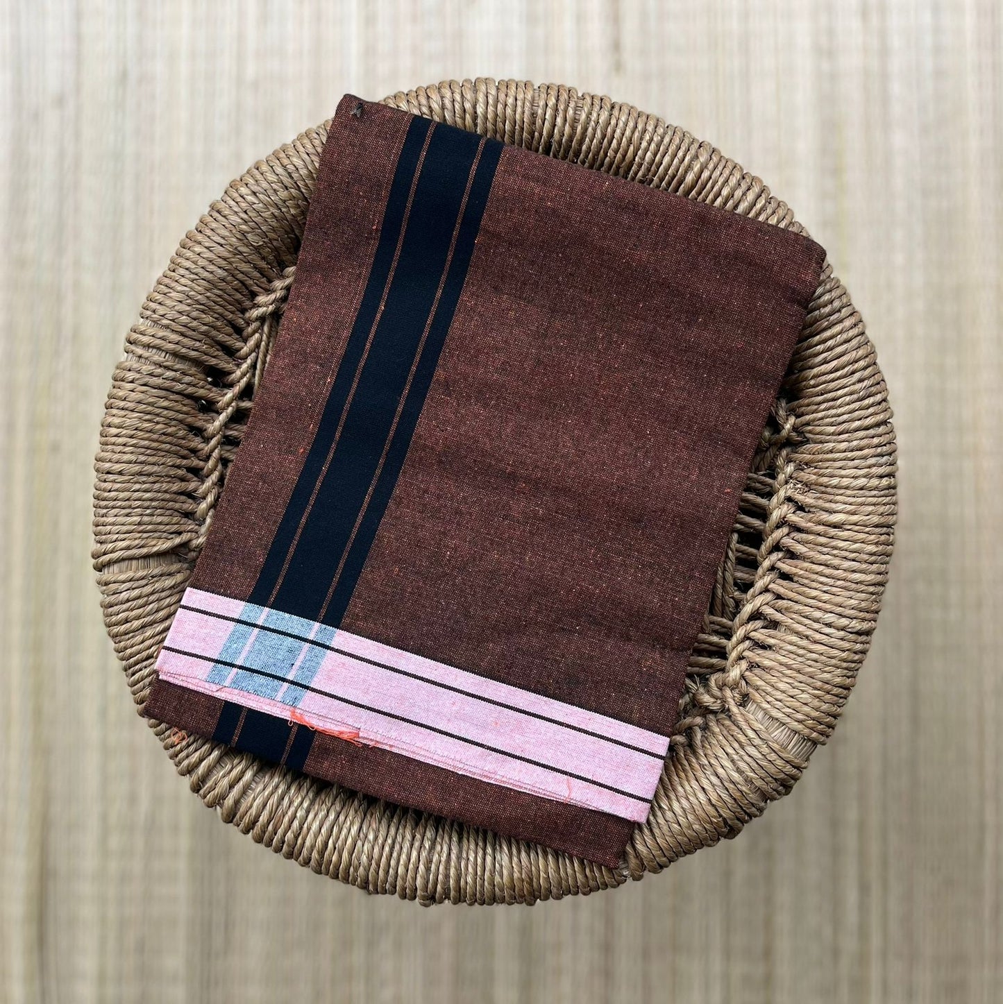 Strip Border Colour Mundu / வேஷ்டி (Brown & Black)