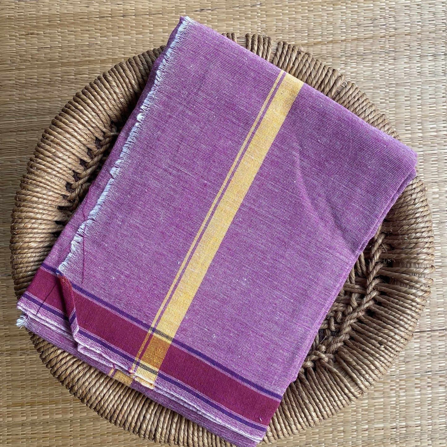 GUJARAT HANDLOOM DOTHIS