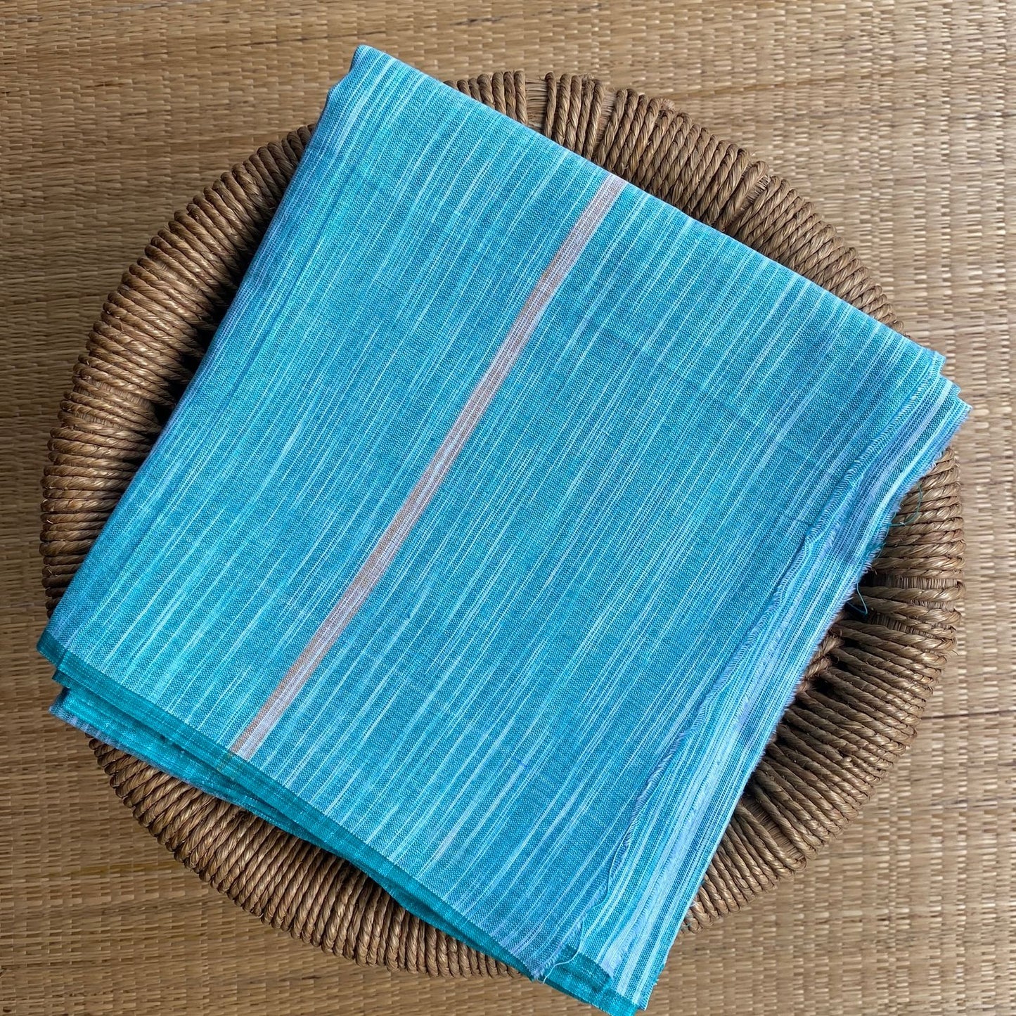 GUJARAT HANDLOOM DOTHIS