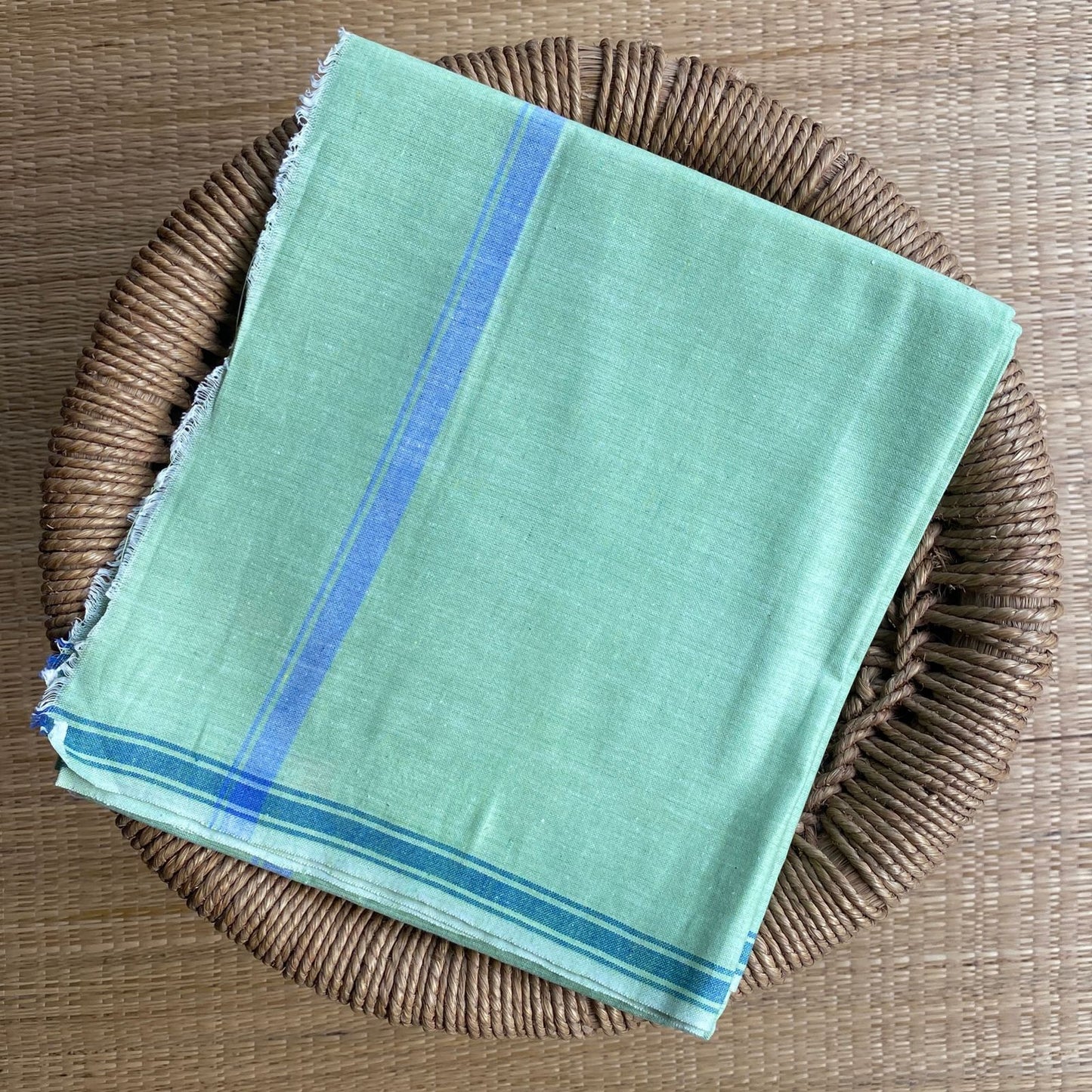 GUJARAT HANDLOOM DOTHIS