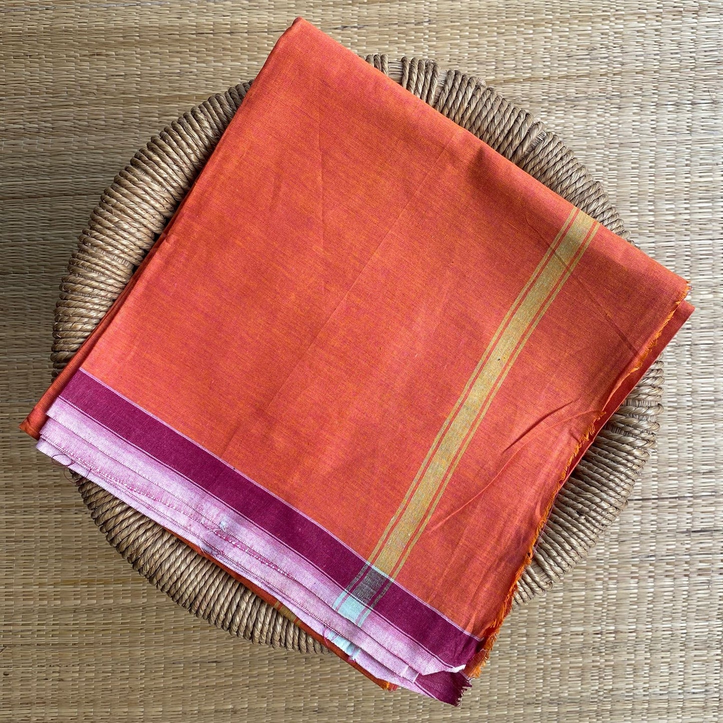 GUJARAT HANDLOOM DOTHIS